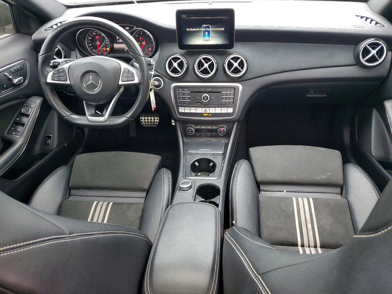Mercedes-Benz GLA 250 4matic