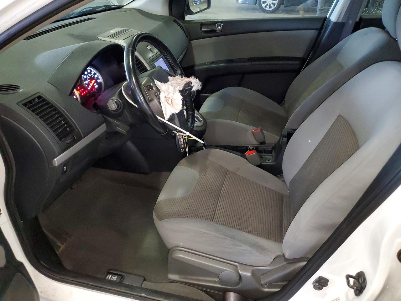 Nissan Sentra 2.0