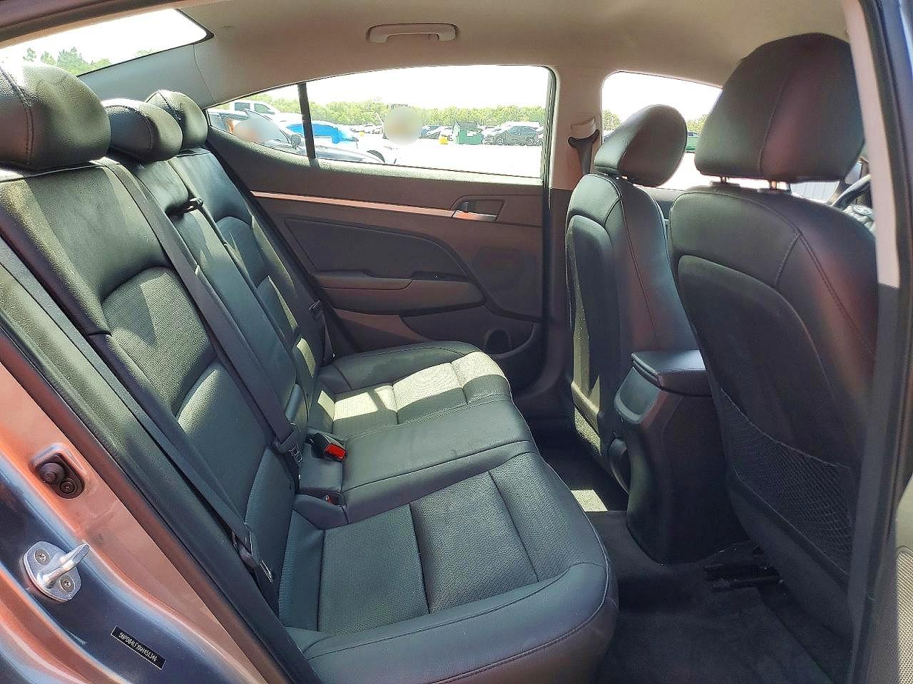 Hyundai ELANTRA Limited