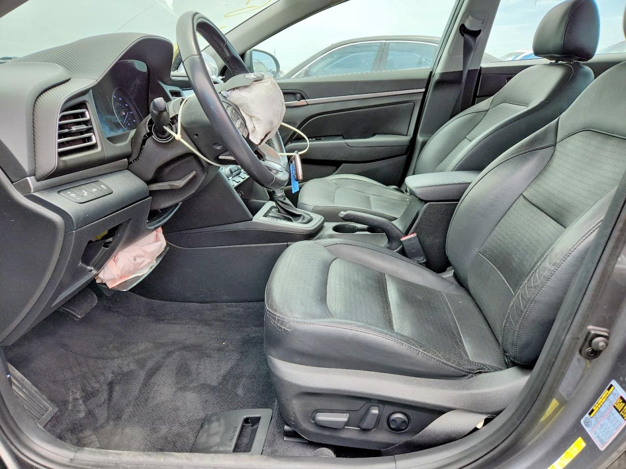 Hyundai ELANTRA Limited