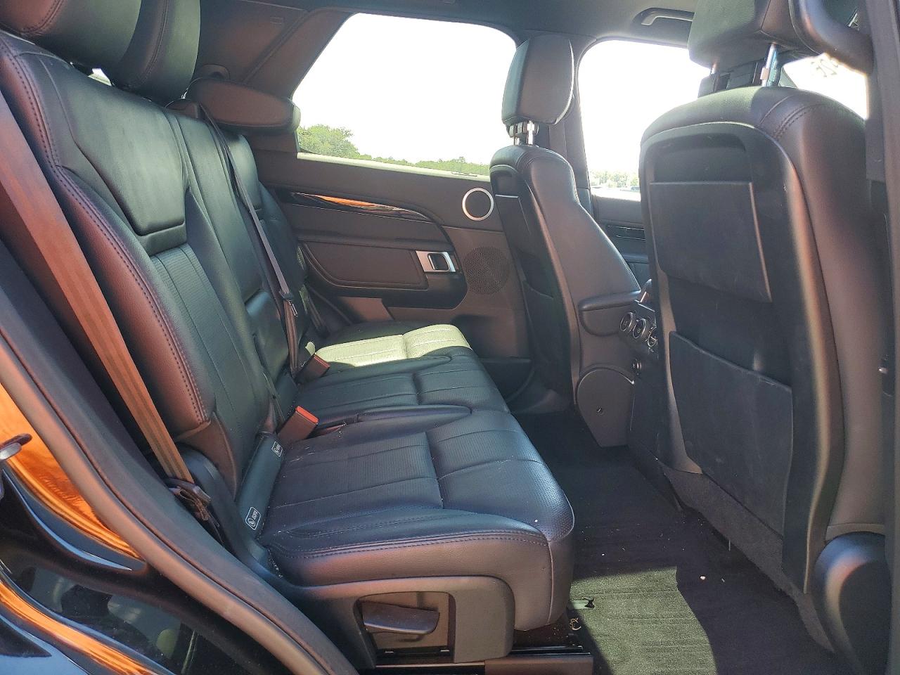 Land Rover Discovery Se