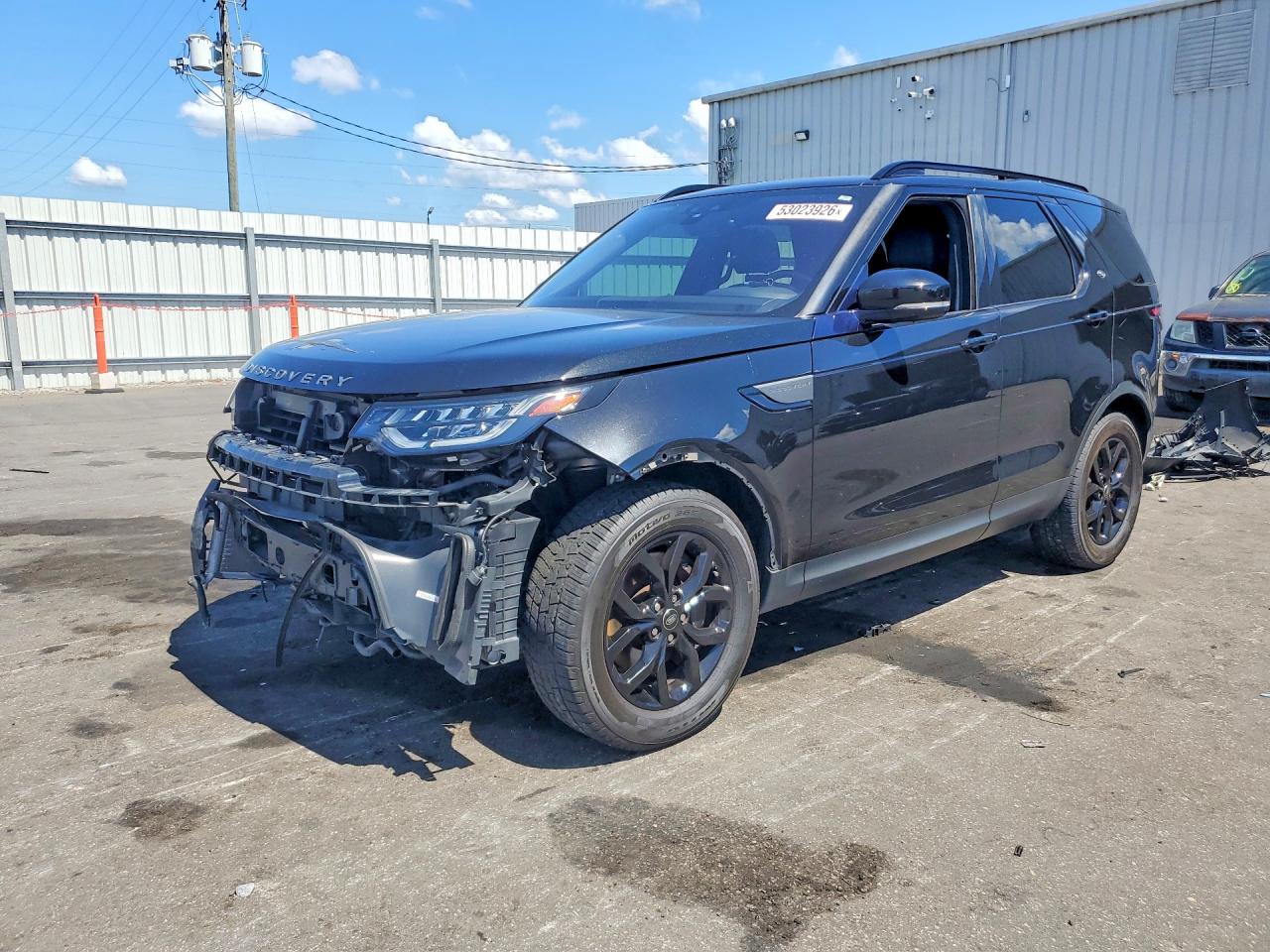 Salvage Land Rover Discovery Image