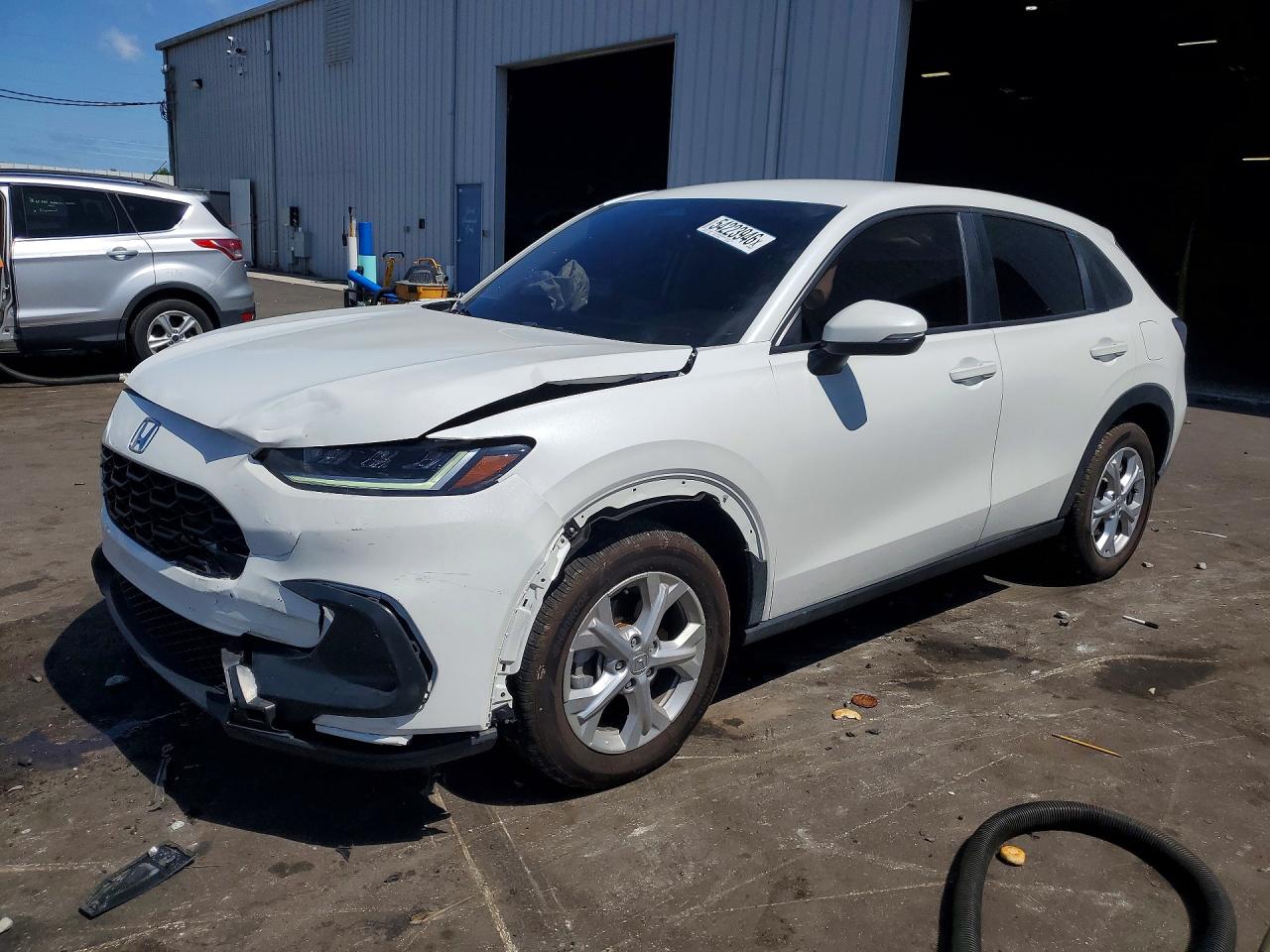 Salvage Honda HR-V Image