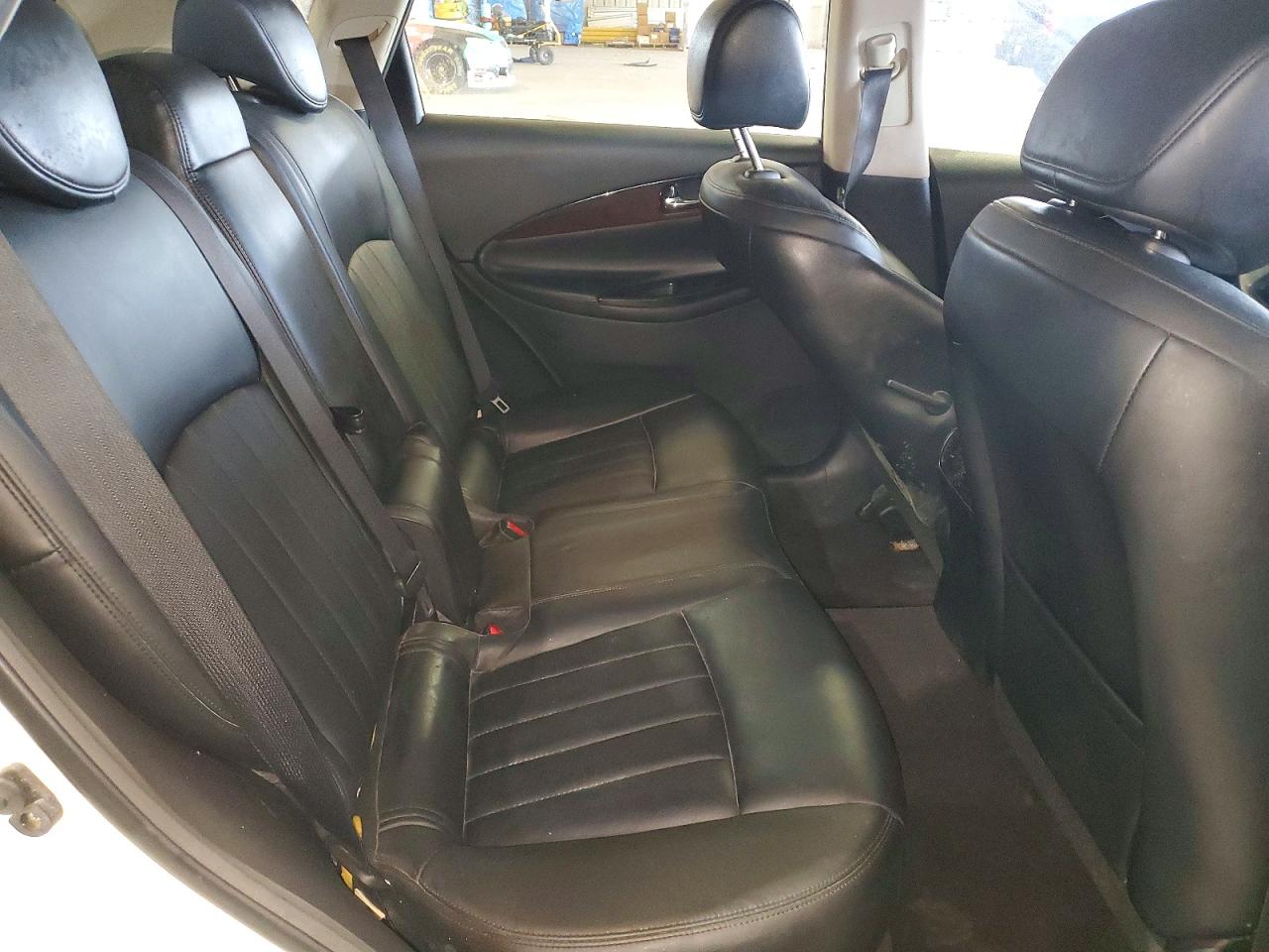 INFINITI Qx Base