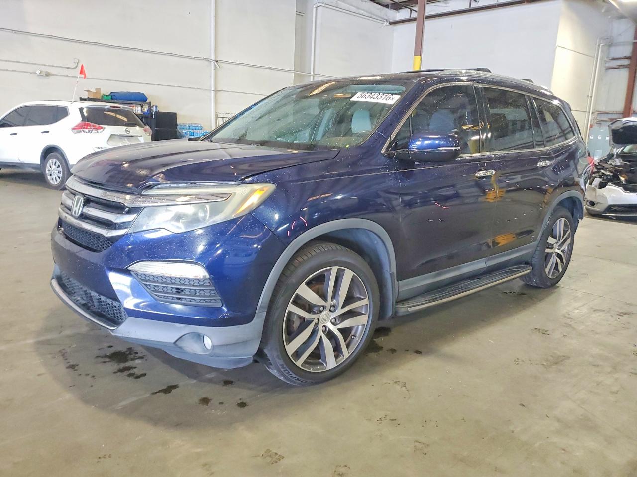 Salvage Honda Pilot Image
