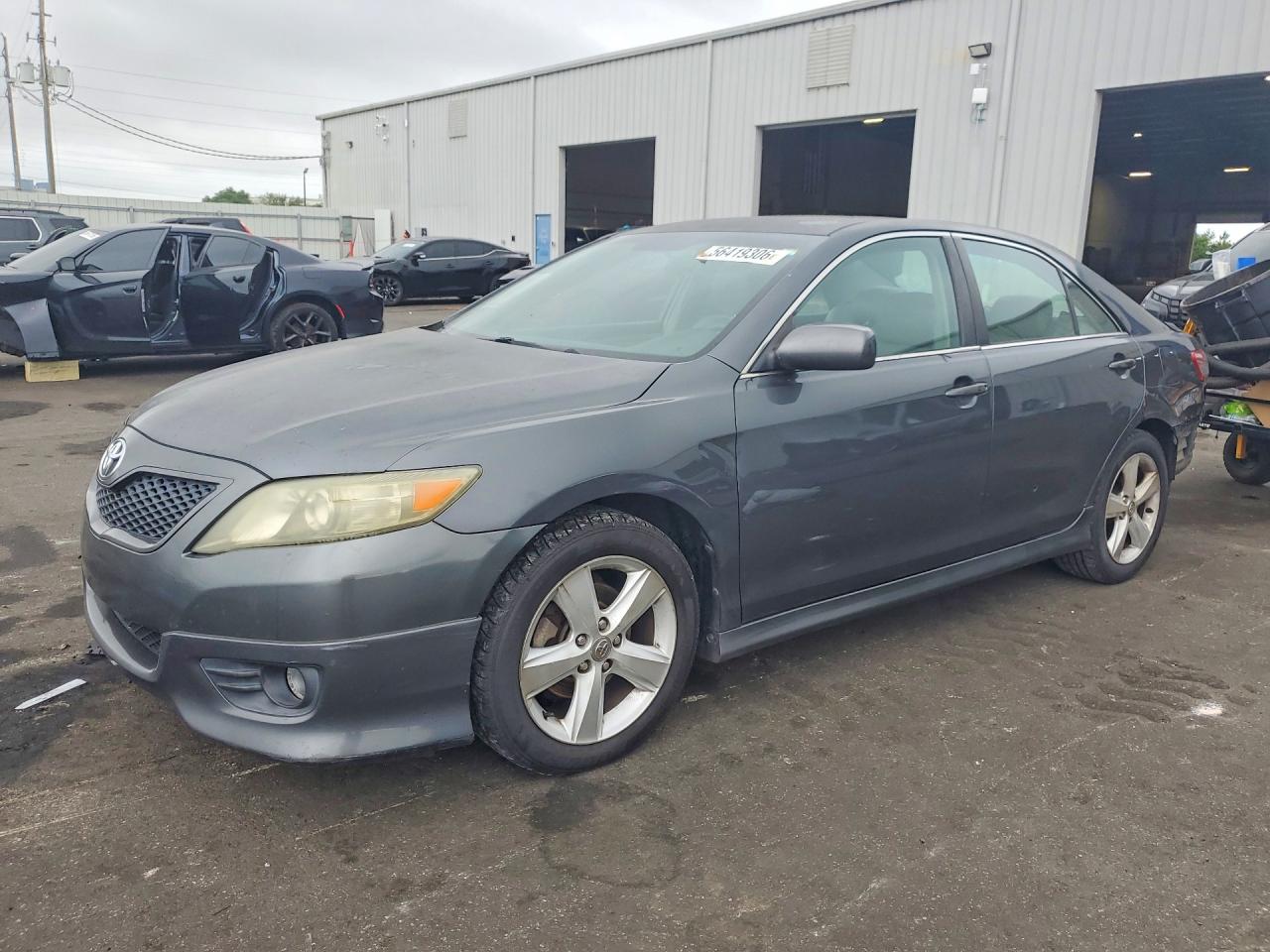 Salvage Toyota Camry Image