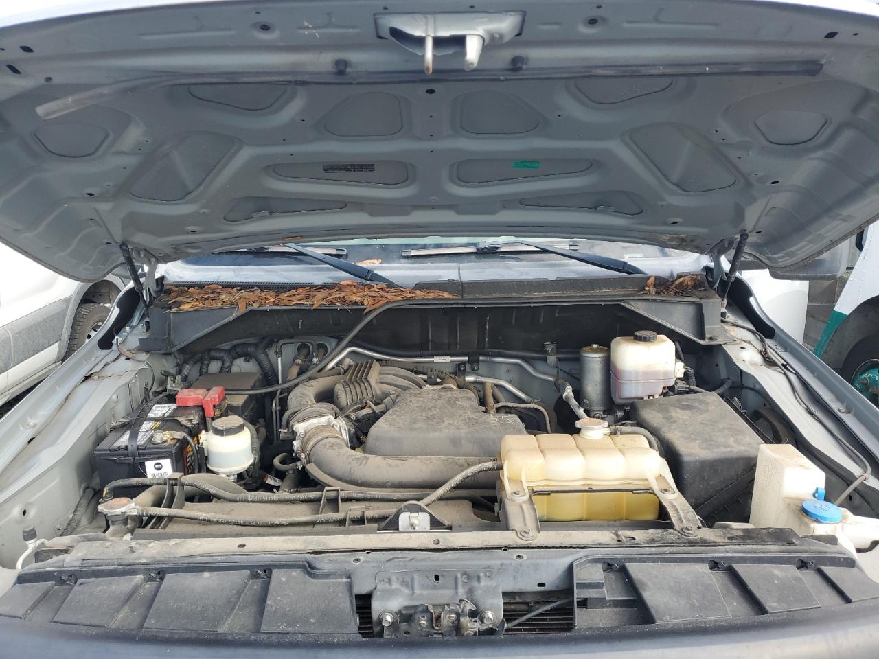 Nissan Nv