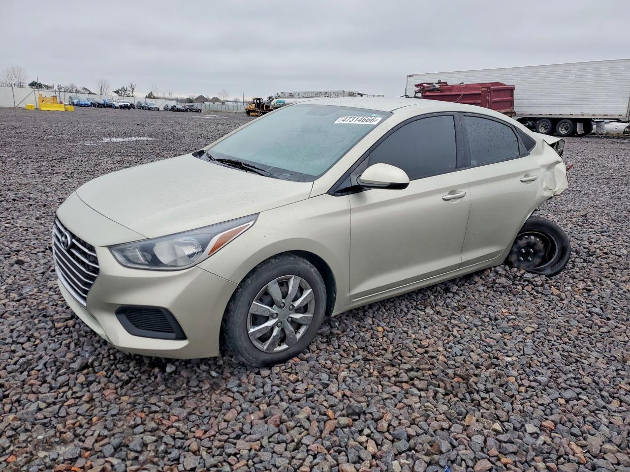 Salvage Hyundai ACCENT Image