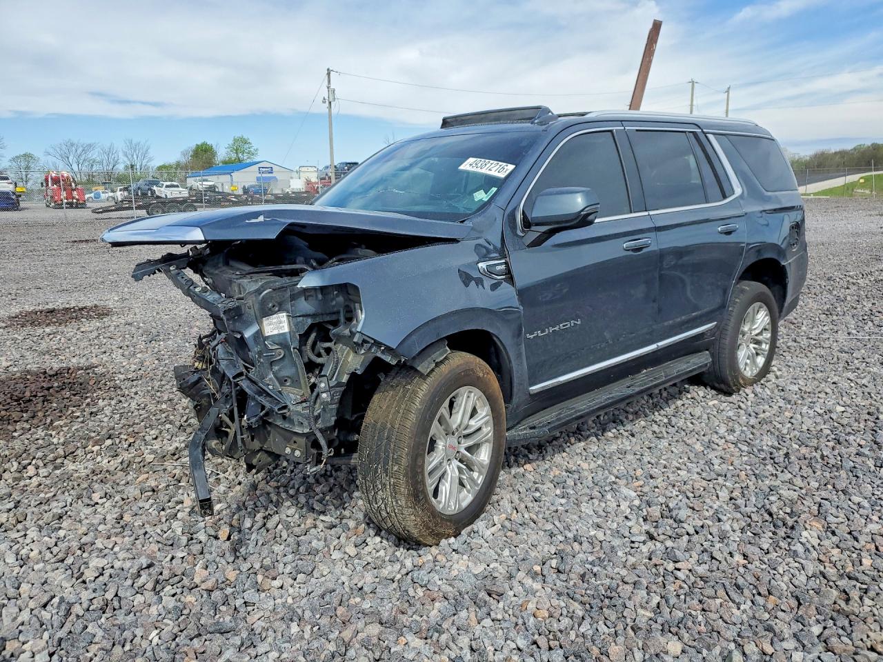 Salvage GMC Yukon Image