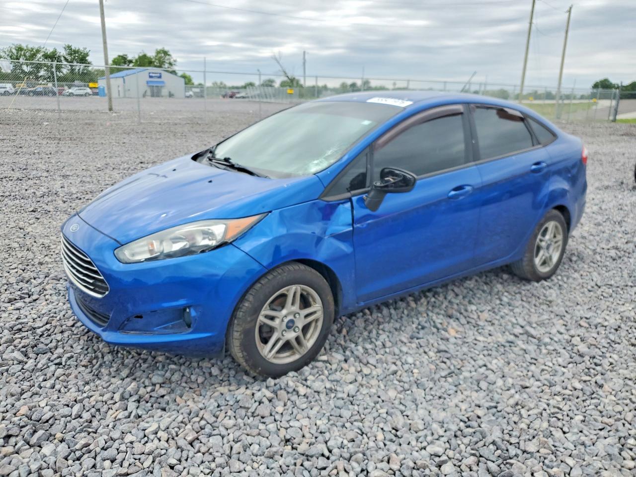 Salvage Ford Fiesta Image