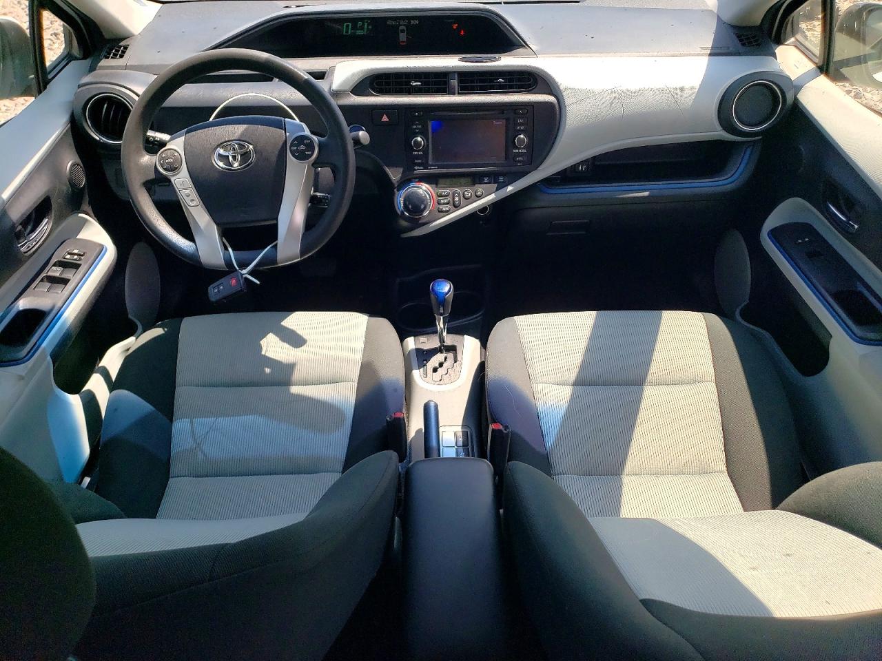 Toyota Prius Three