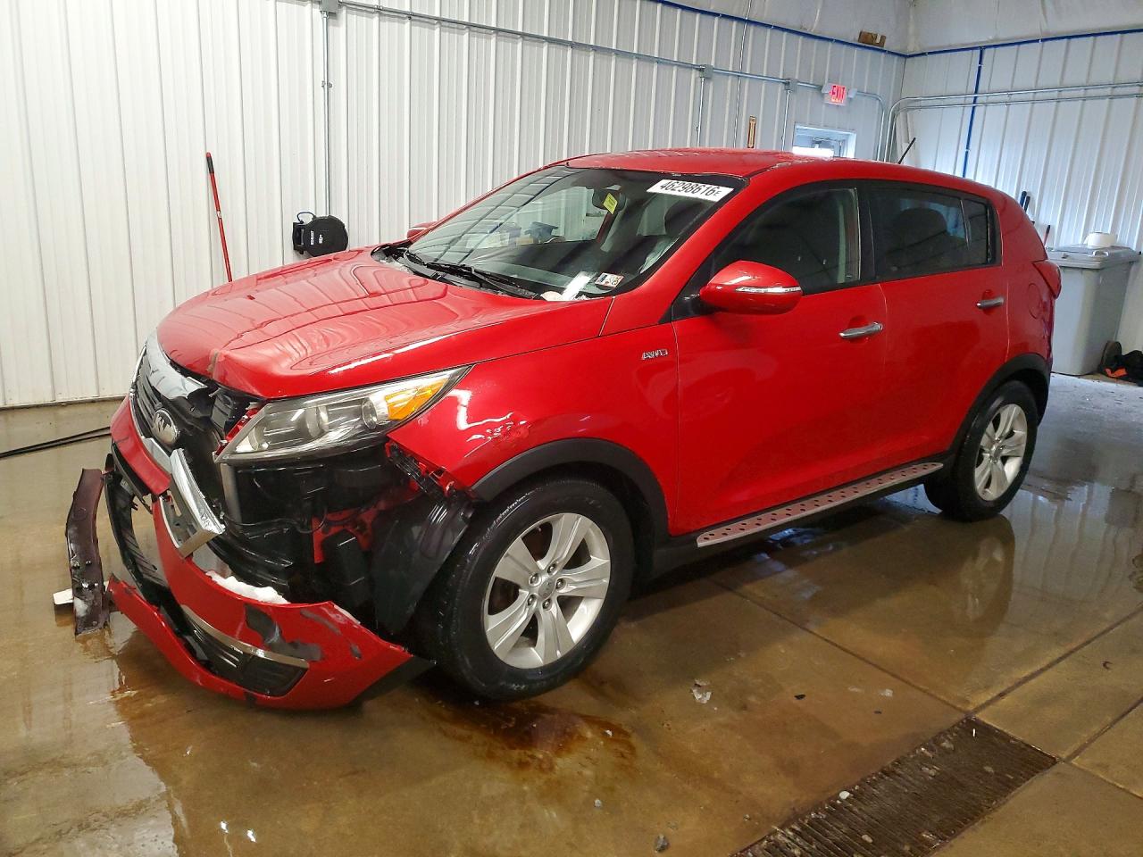 Salvage Kia Sportage Image
