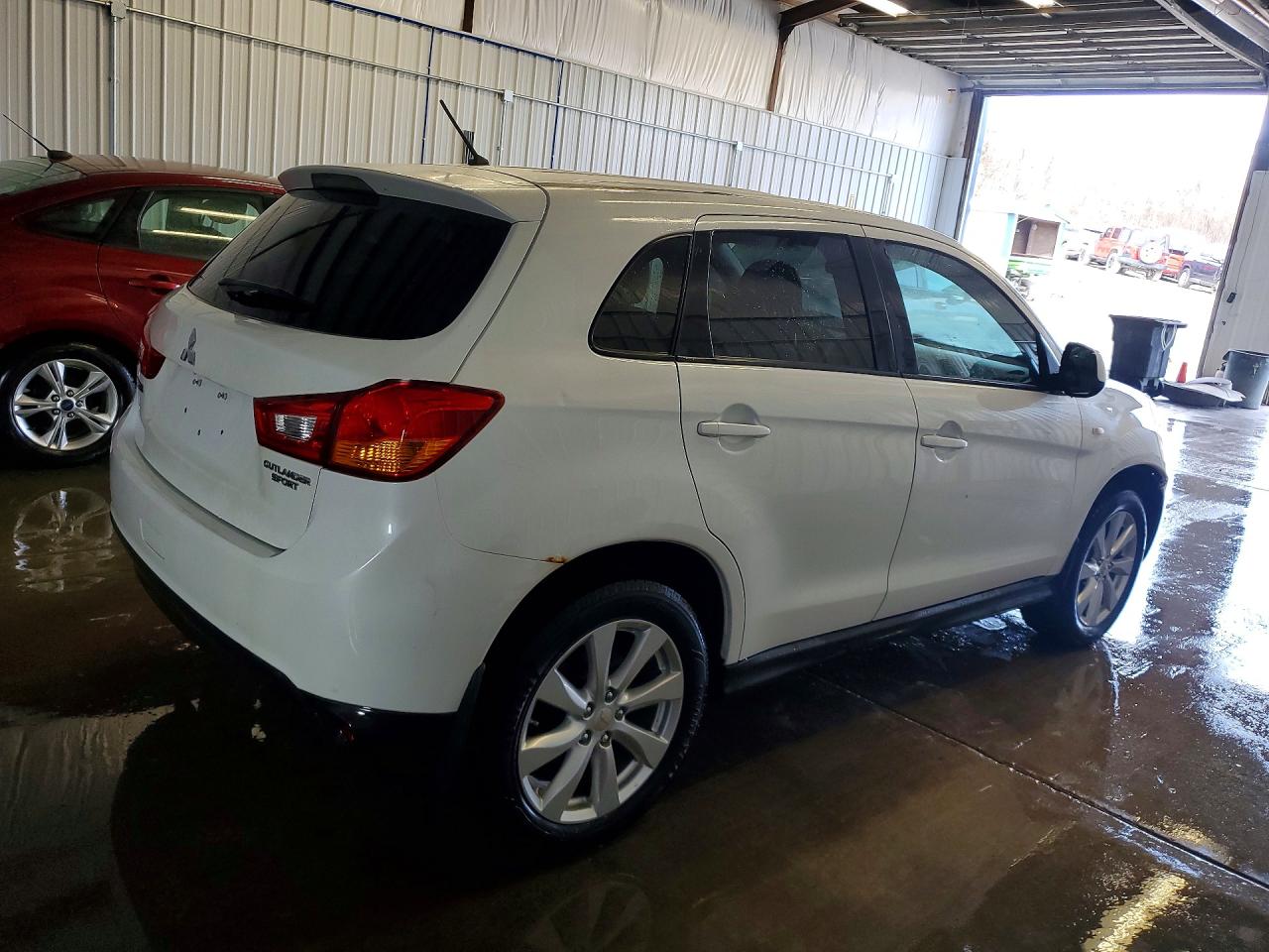 Mitsubishi Outlander Es