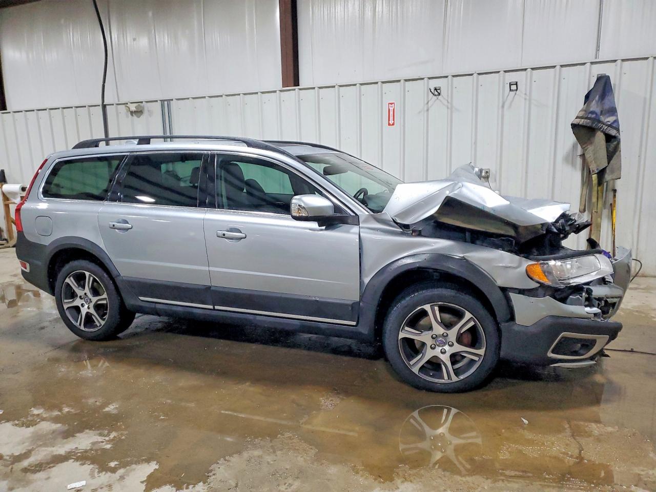 Volvo XC70 T6