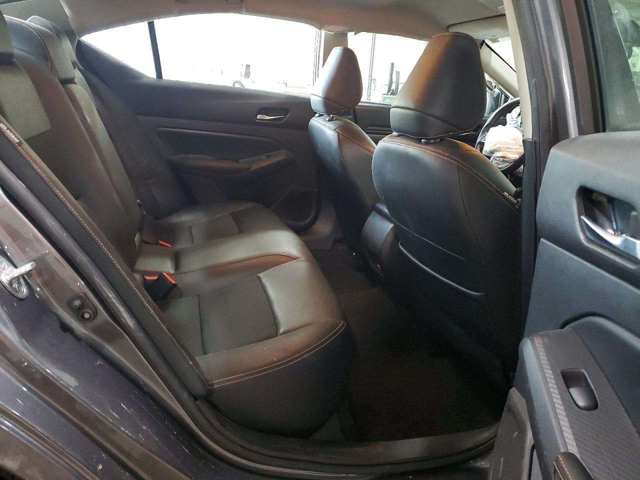 Nissan Altima Sr