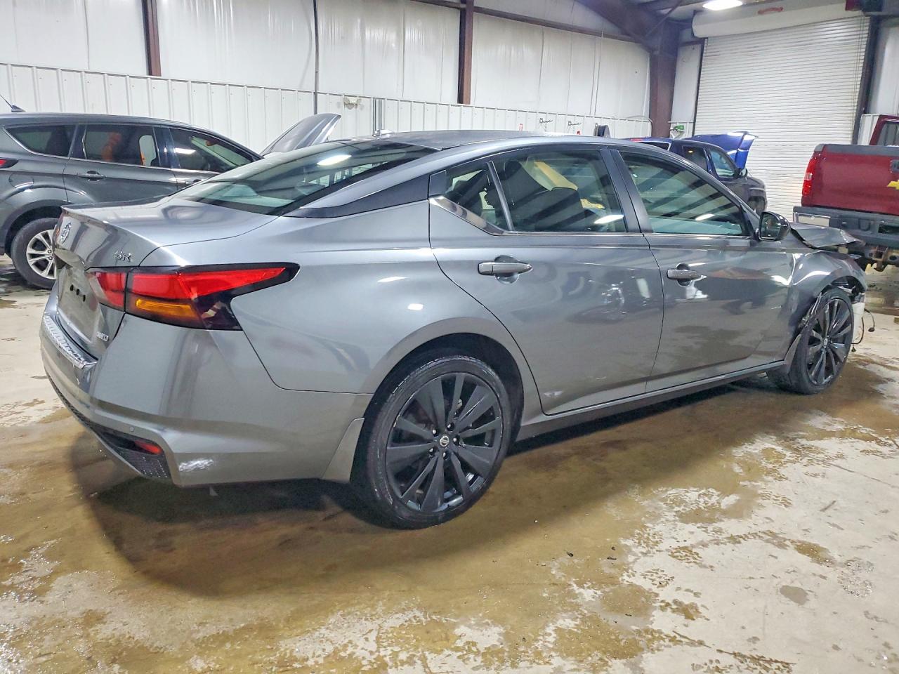 Nissan Altima Sr
