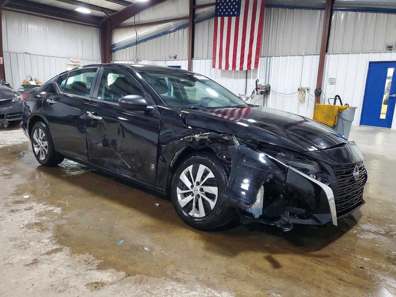 Nissan Altima S