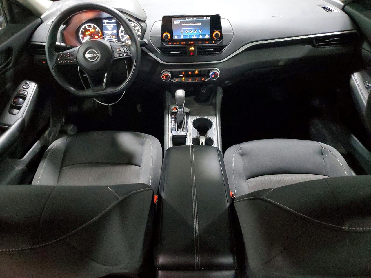 Nissan Altima S