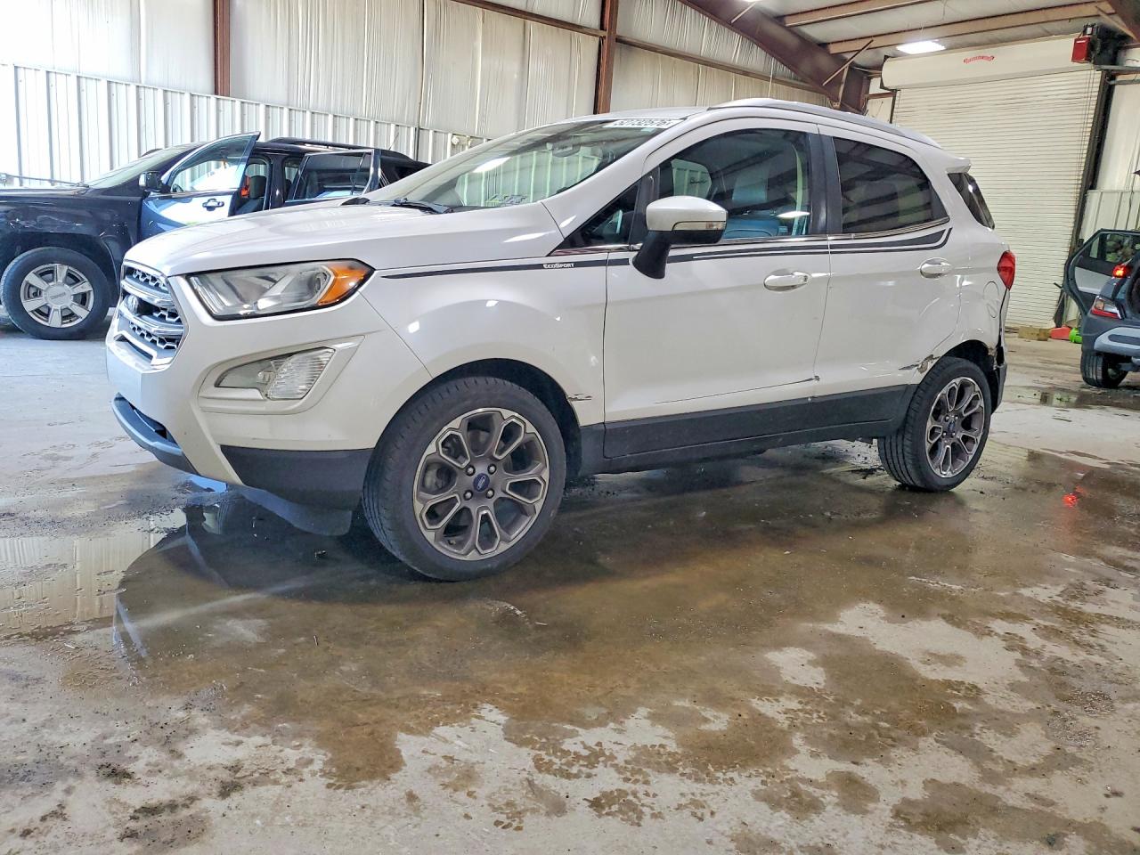 Salvage Ford EcoSport Image