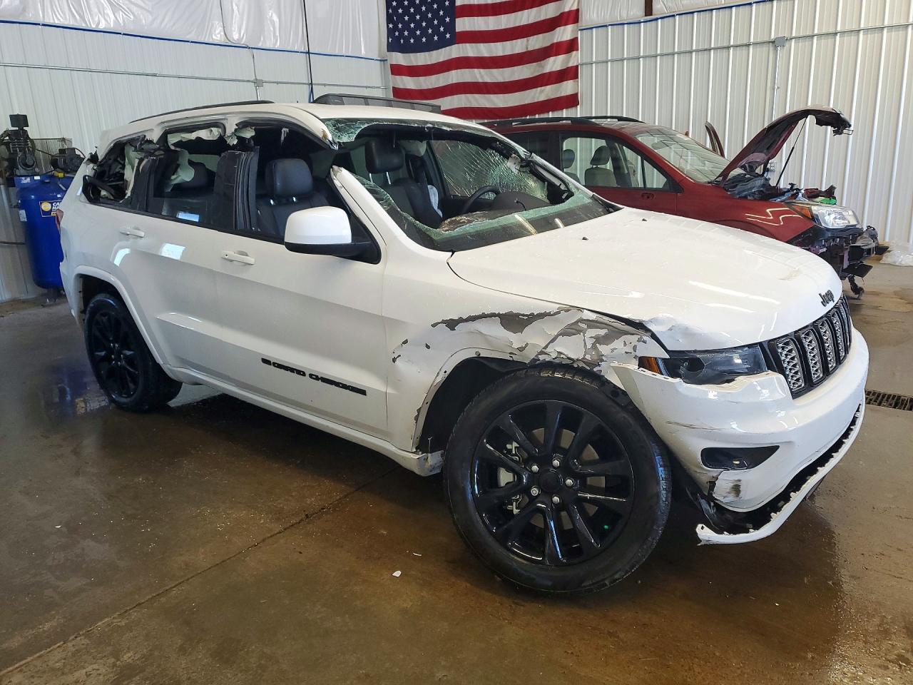 Jeep Cherokee Laredo E