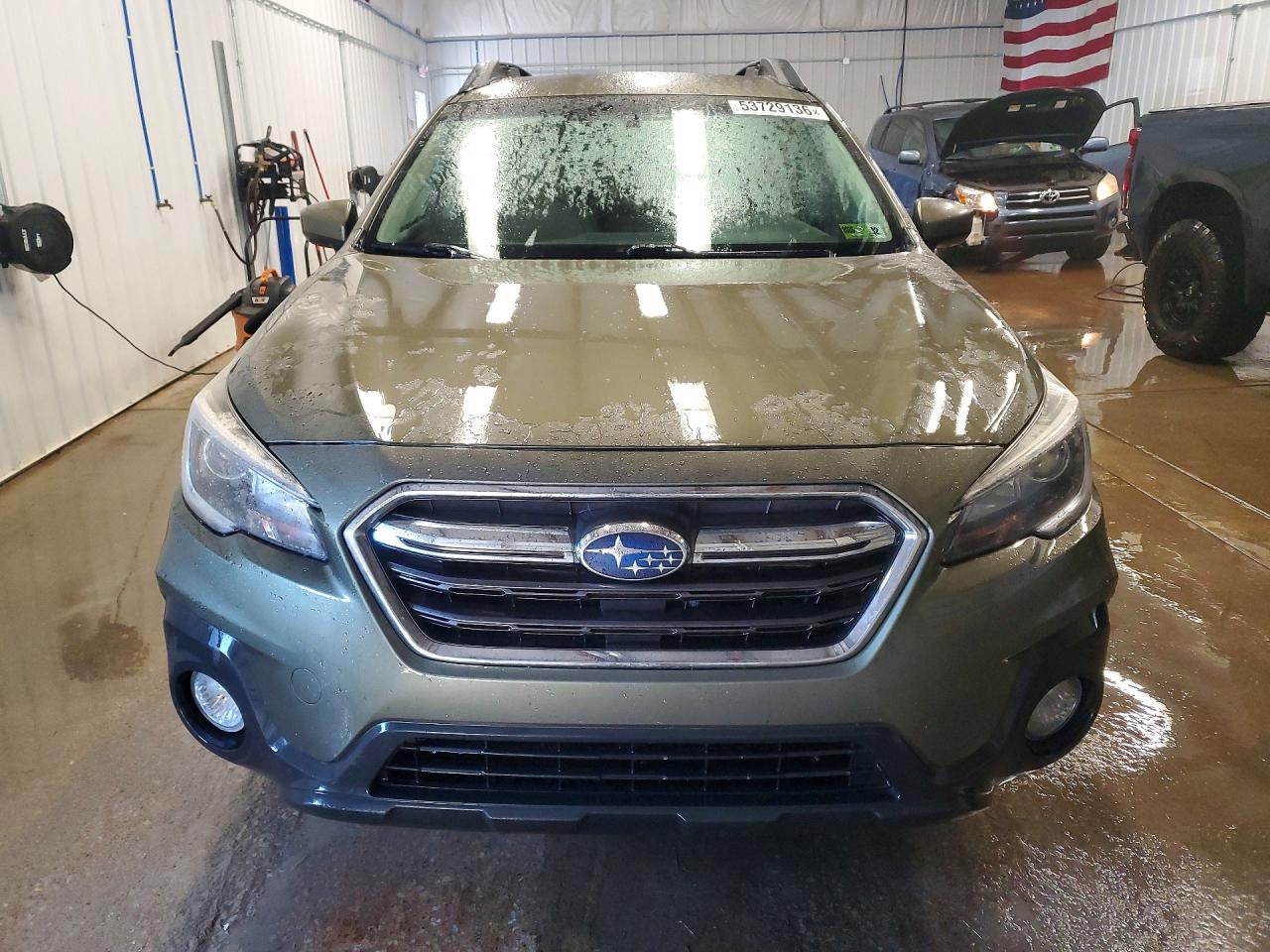 Subaru Outback 2.5i Premium