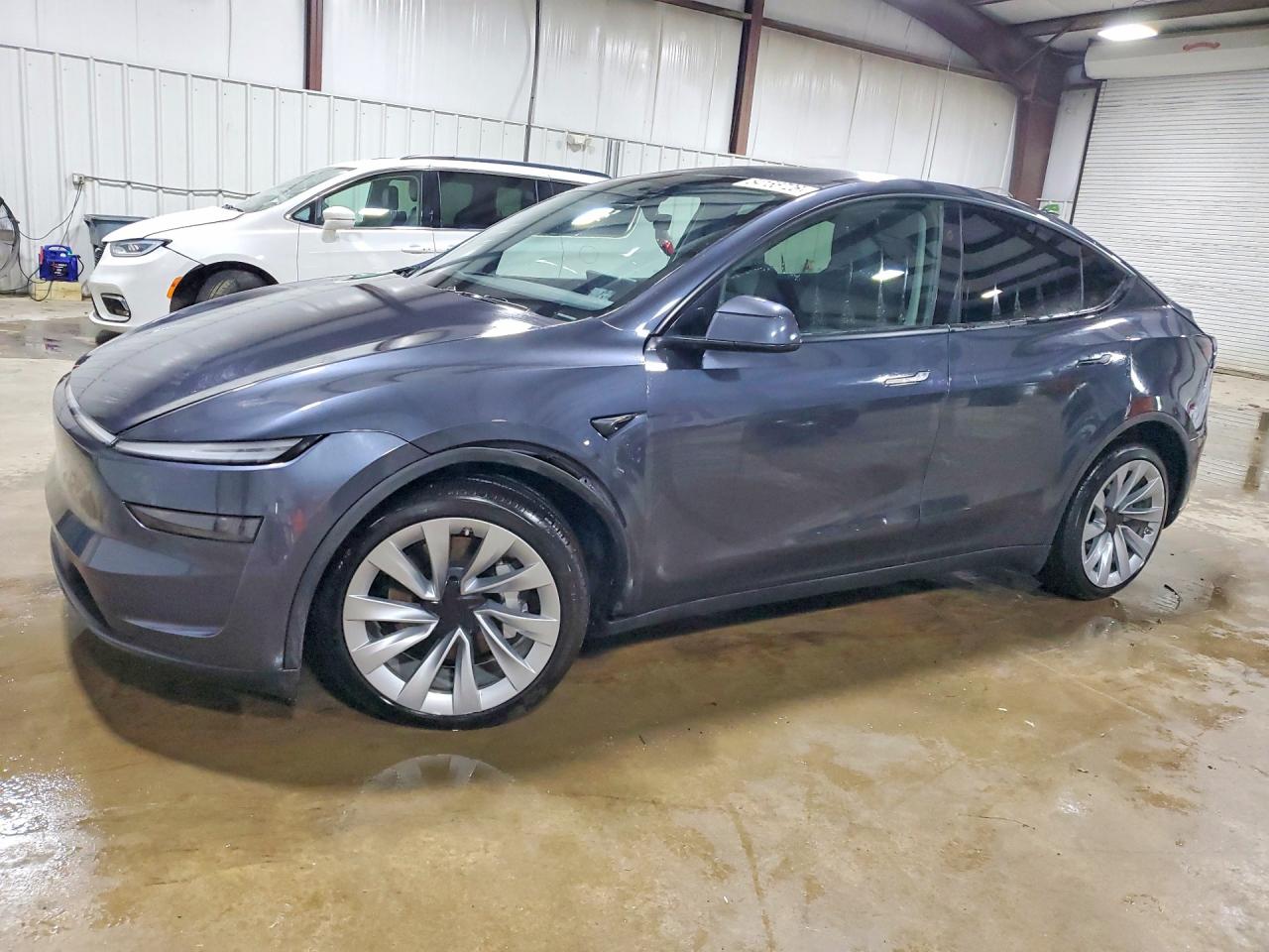 Salvage Tesla Model Y Image
