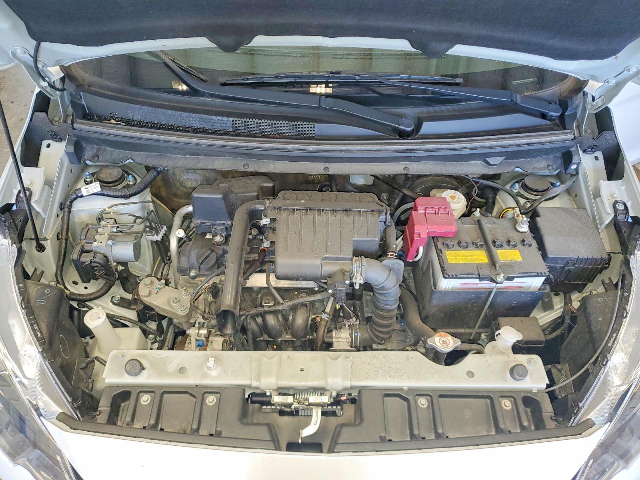 Mitsubishi Mirage G4 Es