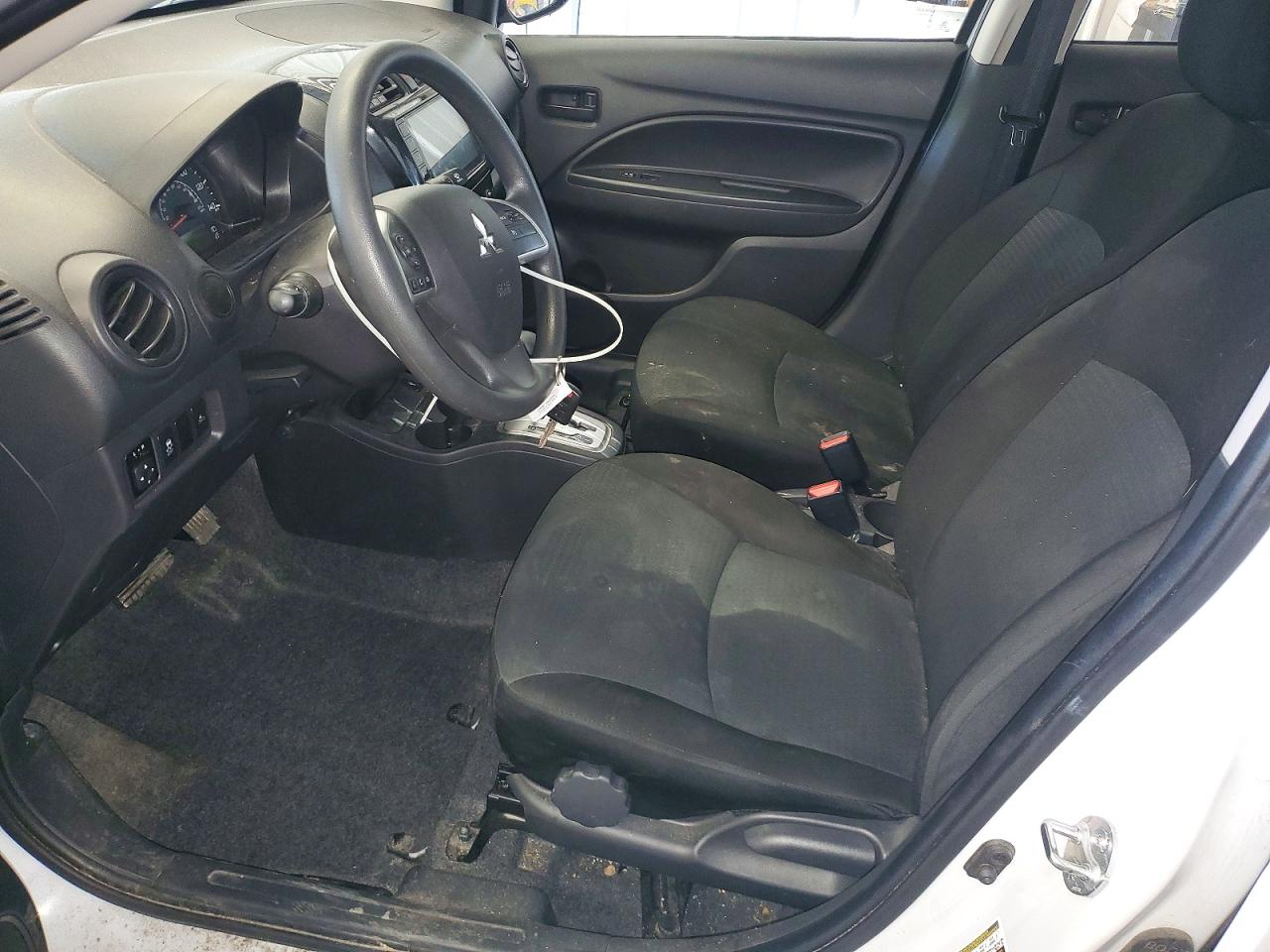 Mitsubishi Mirage G4 Es