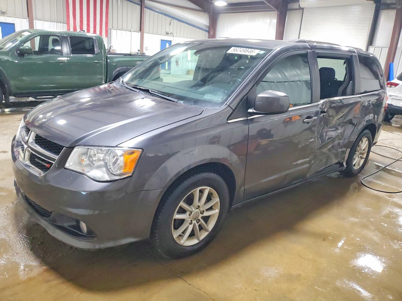 Salvage Dodge Caravan Image