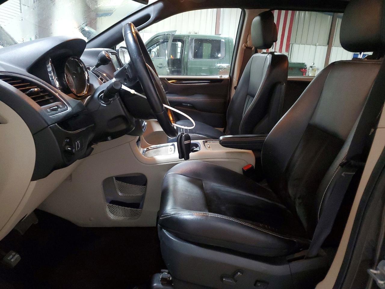 Dodge Caravan Sxt