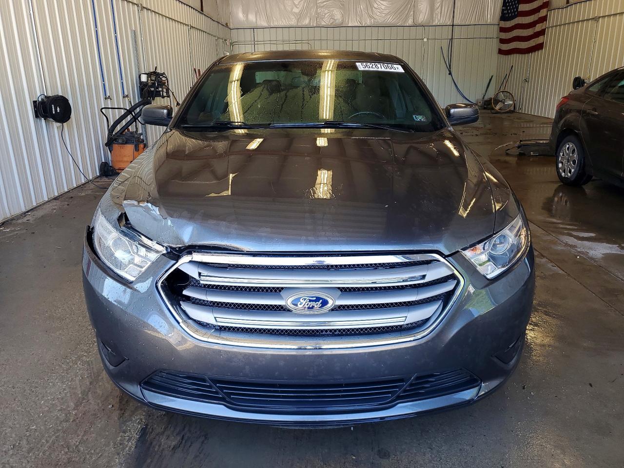 Ford Taurus Sel