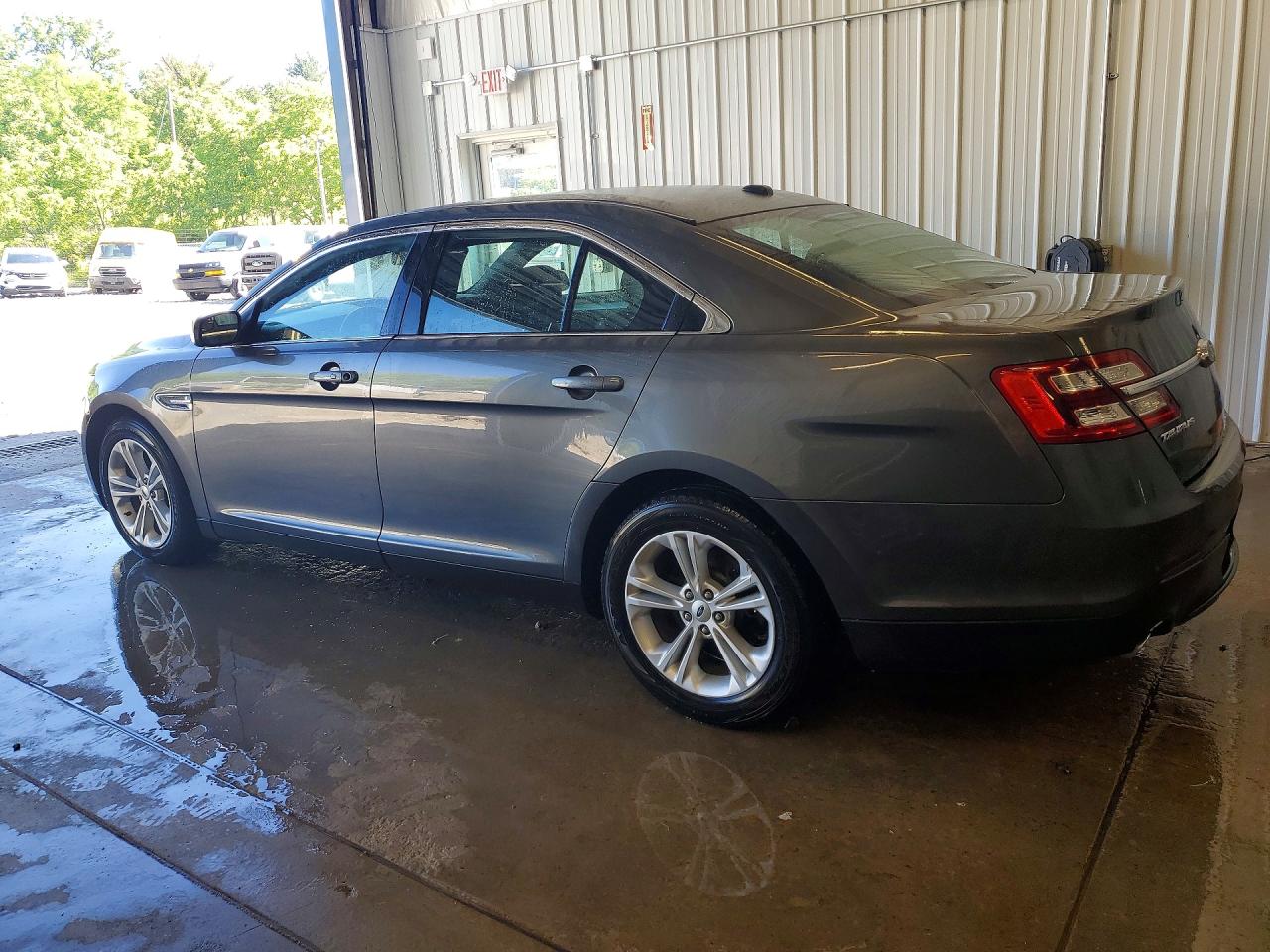 Ford Taurus Sel