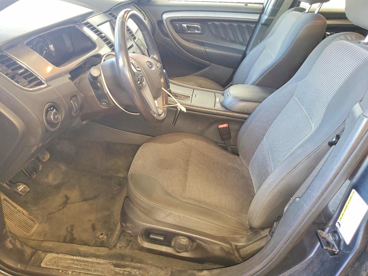 Ford Taurus Sel