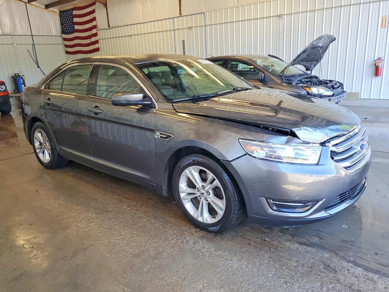 Ford Taurus Sel