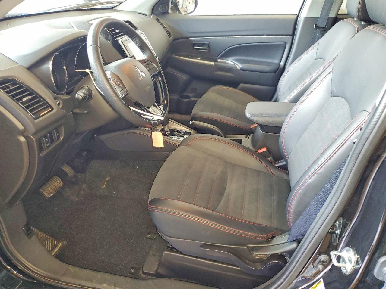 Mitsubishi Outlander S