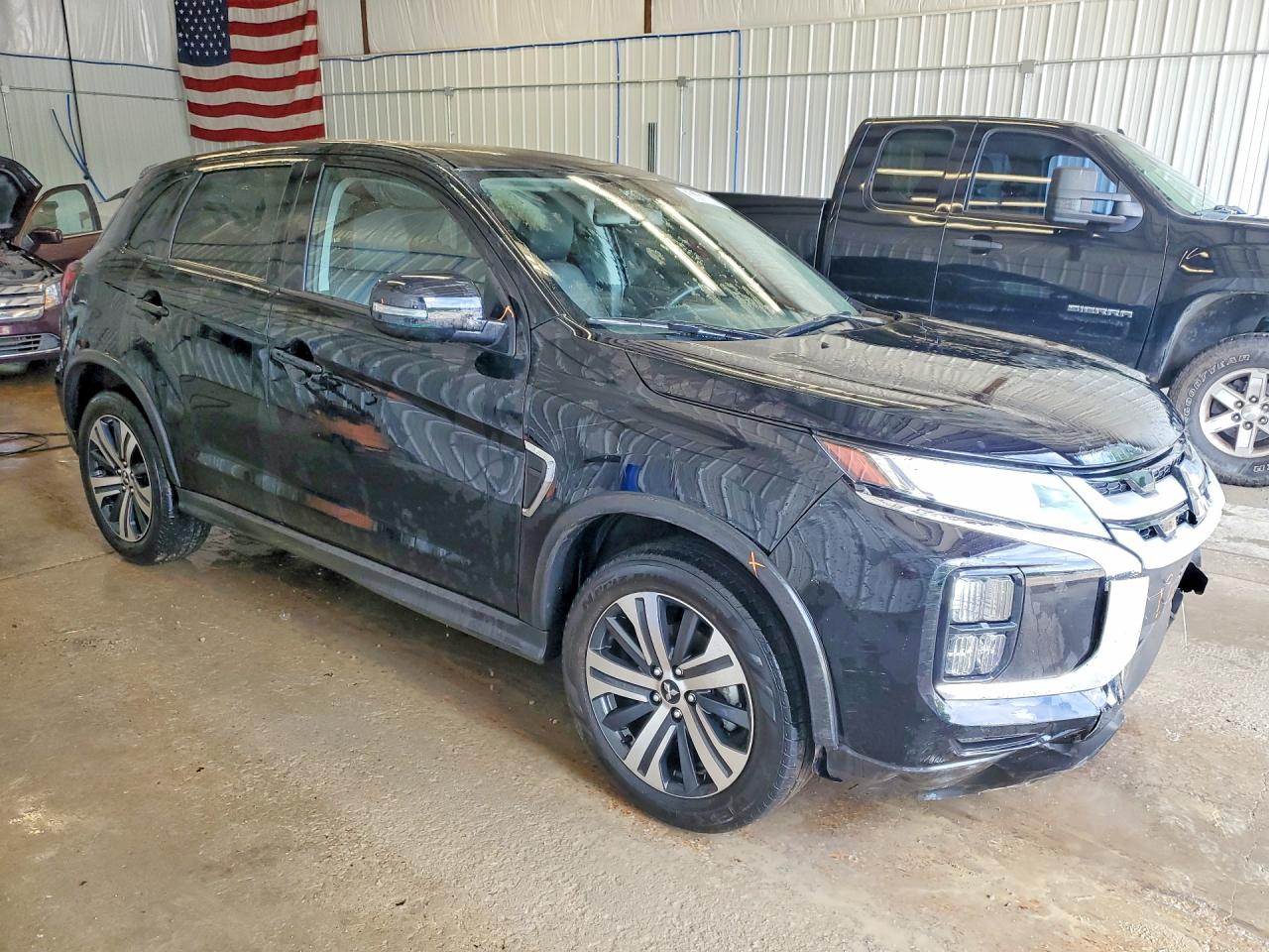 Mitsubishi Outlander S