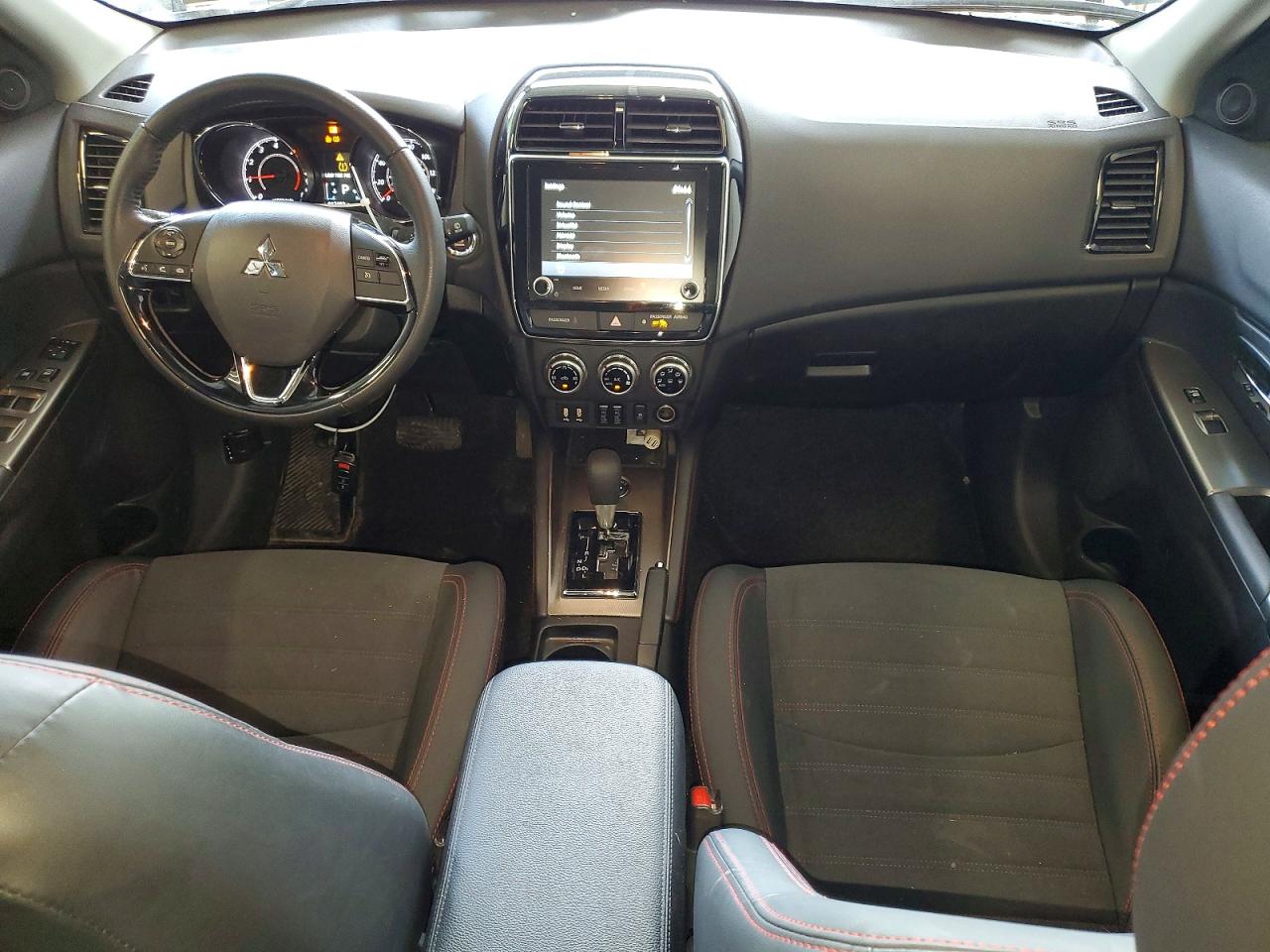 Mitsubishi Outlander S
