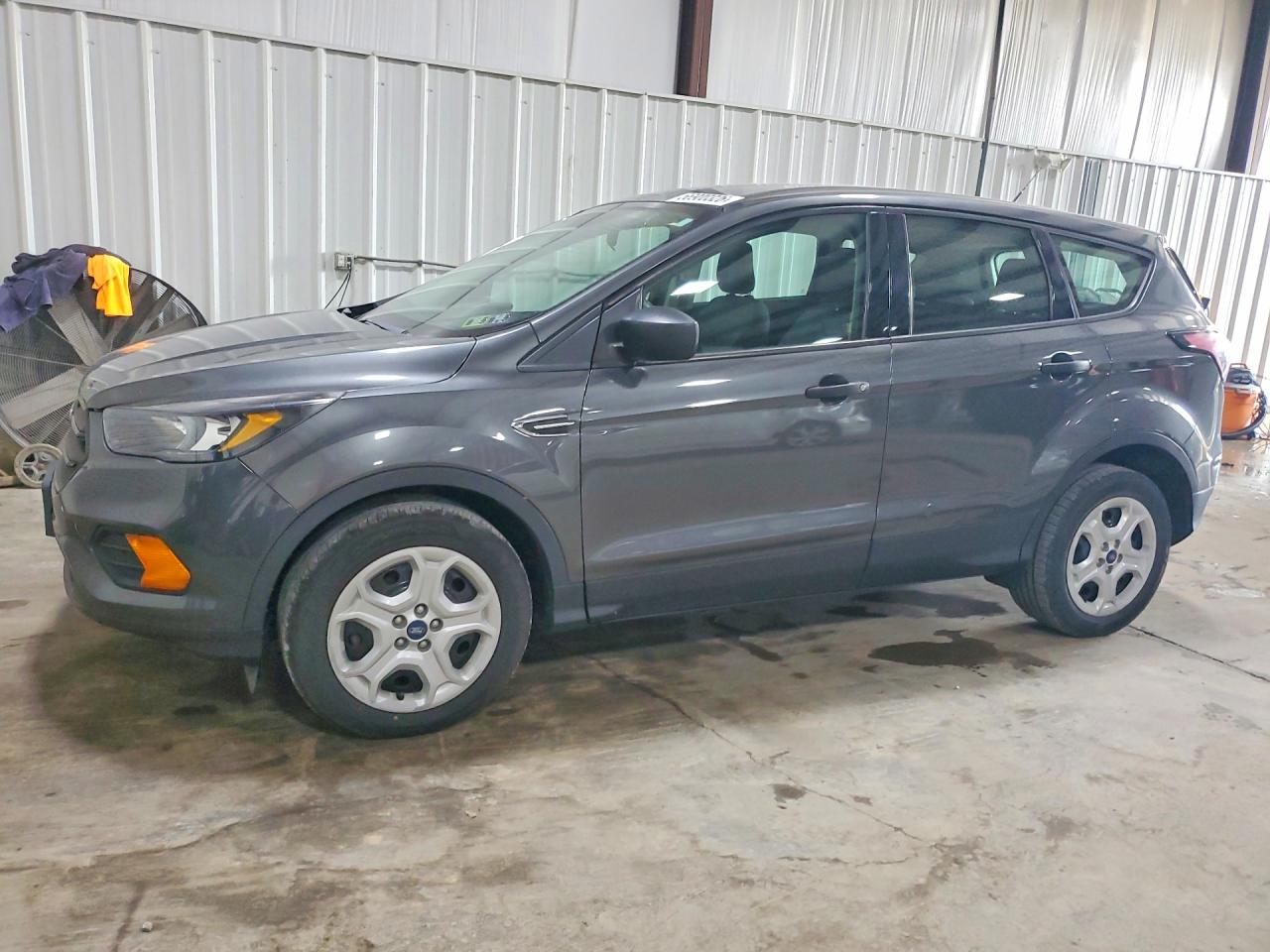 Salvage Ford Escape Image