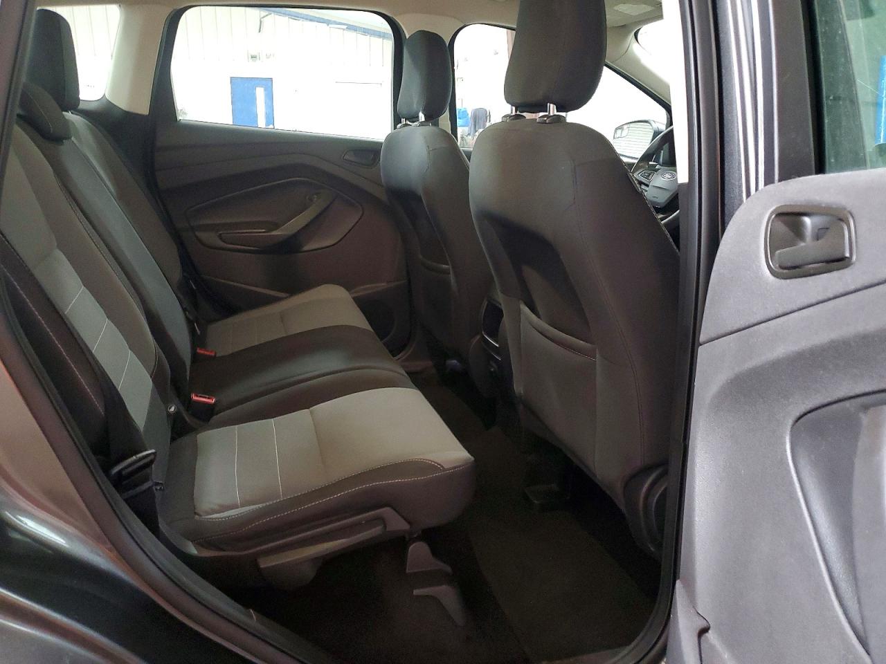 Ford Escape S