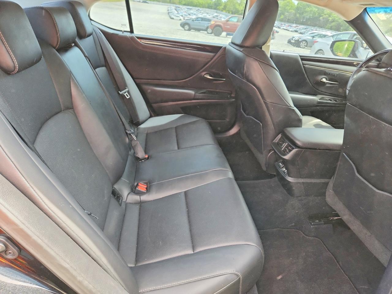 Lexus Es Base
