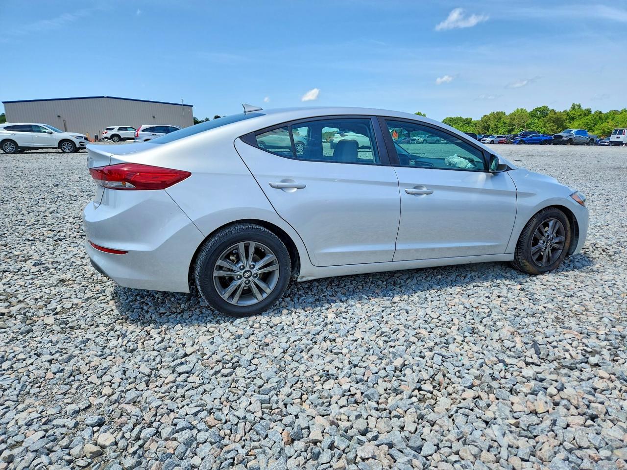 Hyundai ELANTRA Sel