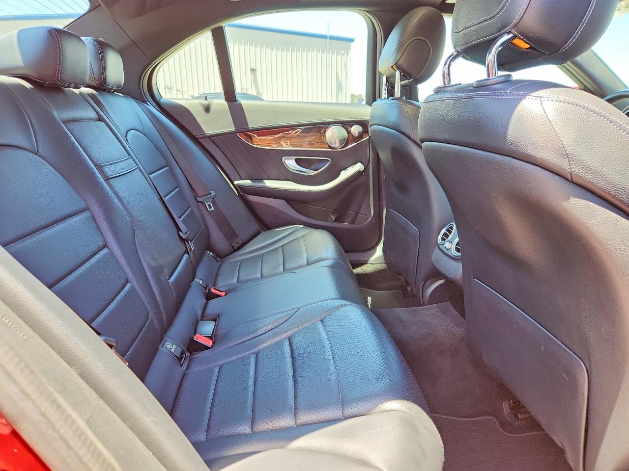 Mercedes-Benz C-Class 300