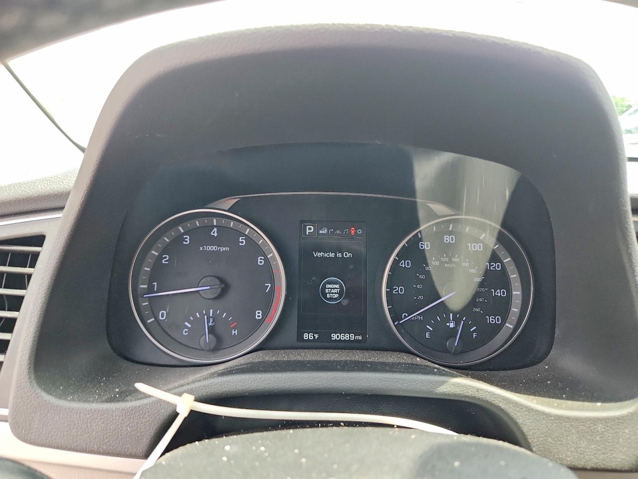 Hyundai ELANTRA Limited
