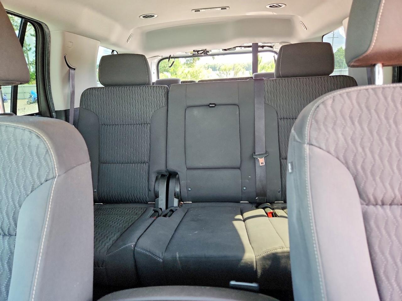 Chevrolet Tahoe C1500 Ls