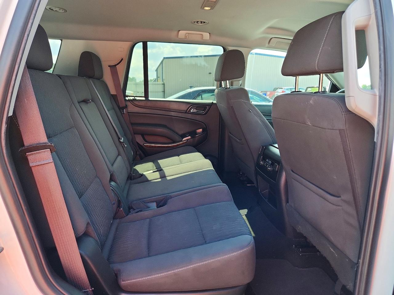 Chevrolet Tahoe C1500 Ls