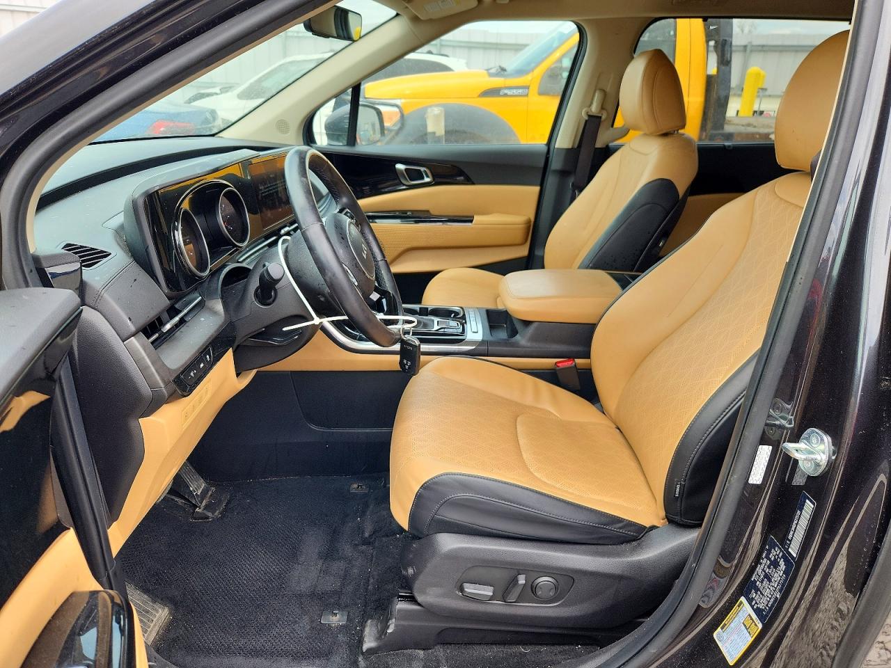 Kia Carnival Ex
