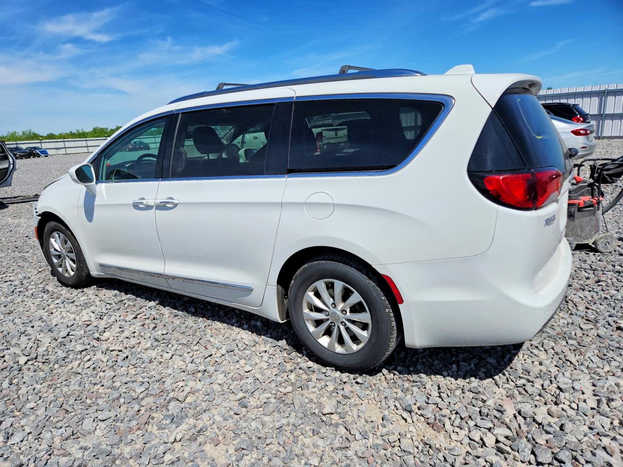 Chrysler Pacifica Touring L