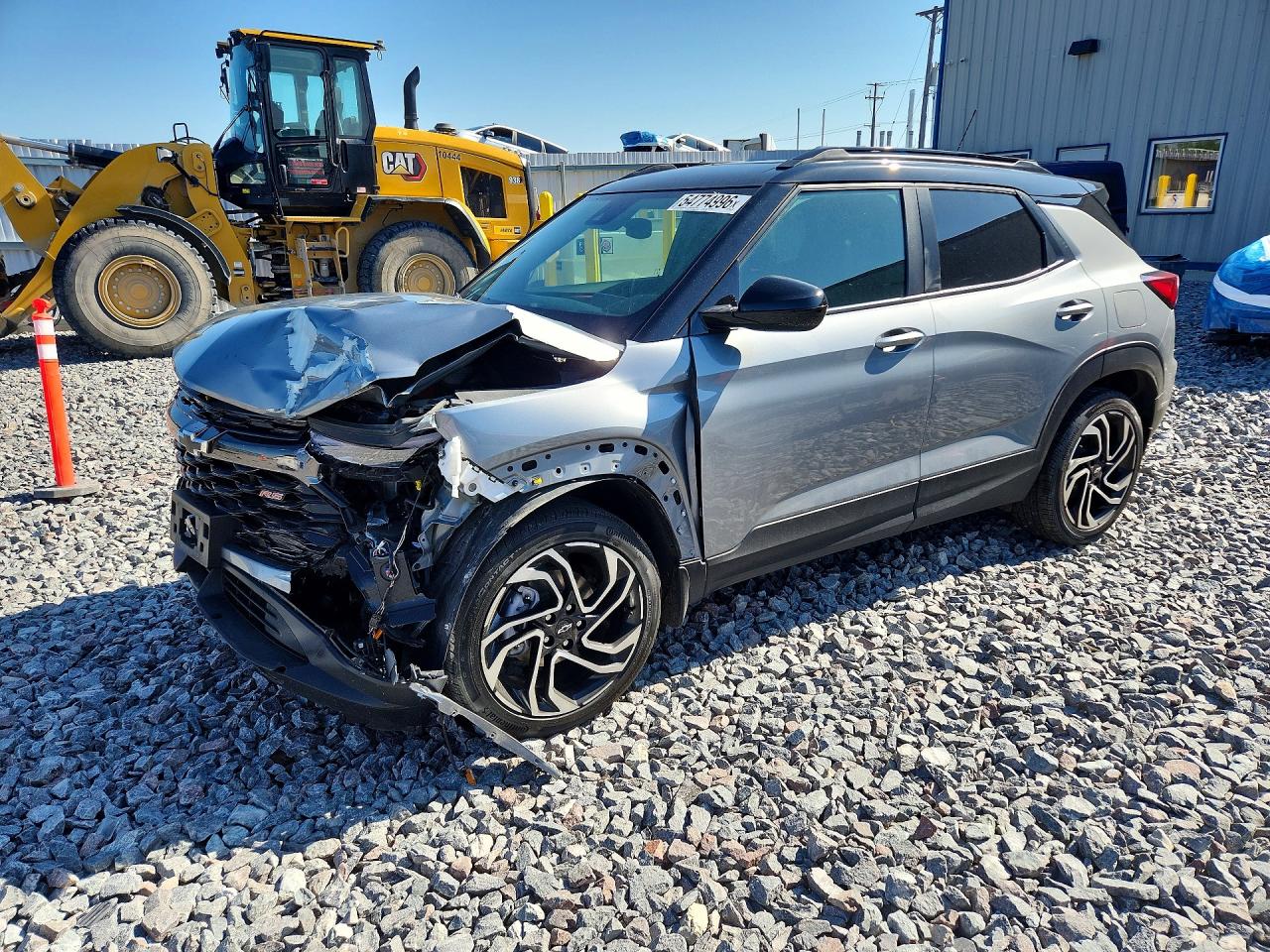 Salvage Chevrolet Trailblaze Image