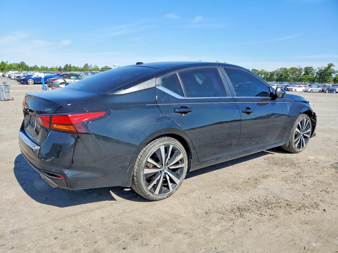 Nissan Altima Sr