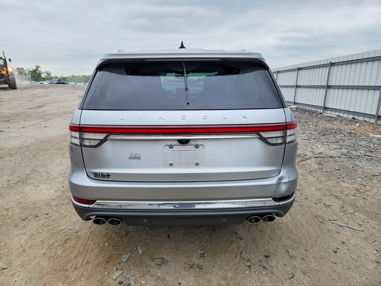 Lincoln Aviator